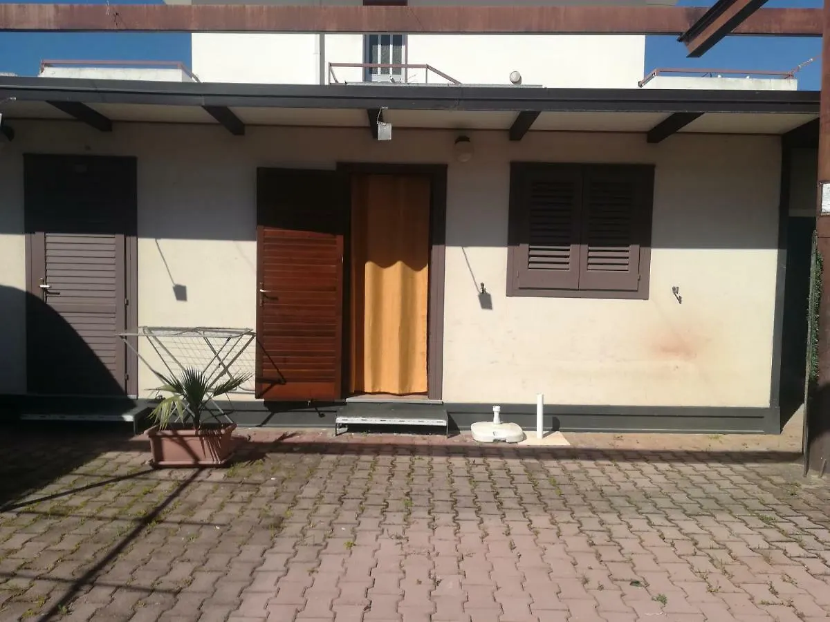 Bungalow Hotel Mongiove